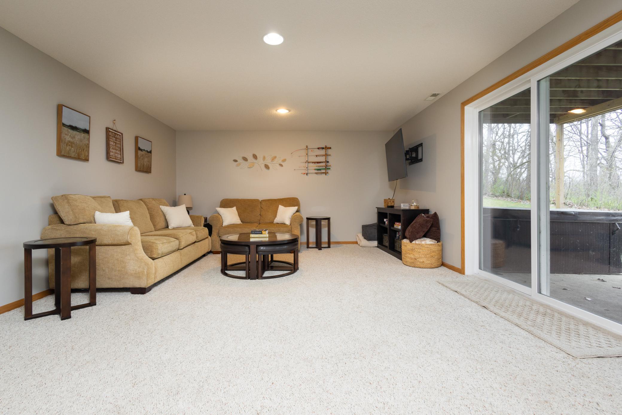 43 - LL Family Room.jpg