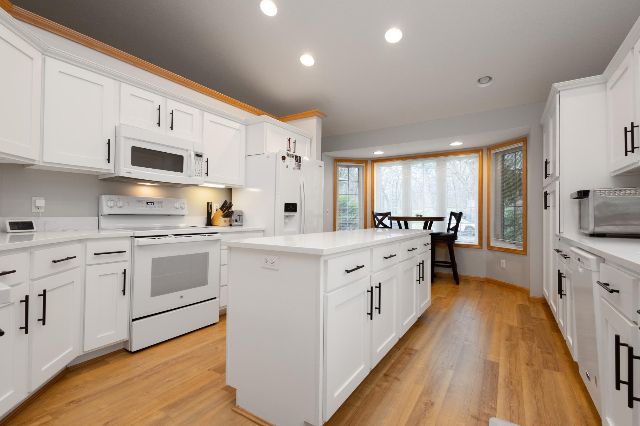 27 - Kitchen.jpg