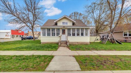 326 4th Street S, Sauk Centre, MN 56378