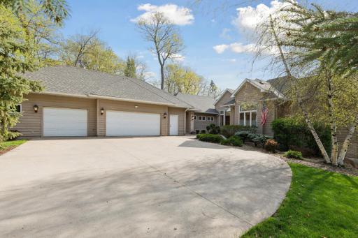 5942 Hobe Lane, White Bear Lake, MN 55110