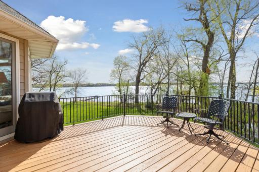 5942 Hobe Lane, White Bear Lake, MN 55110