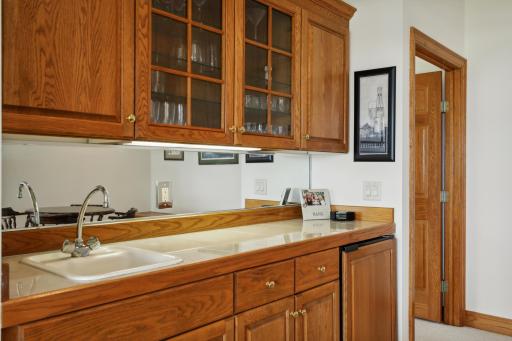 5942 Hobe Lane, White Bear Lake, MN 55110