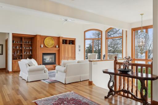 5942 Hobe Lane, White Bear Lake, MN 55110