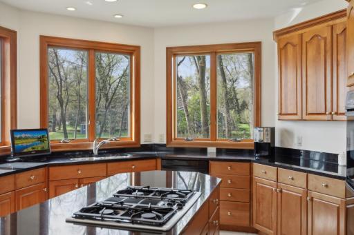 5942 Hobe Lane, White Bear Lake, MN 55110