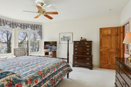 5942 Hobe Lane, White Bear Lake, MN 55110