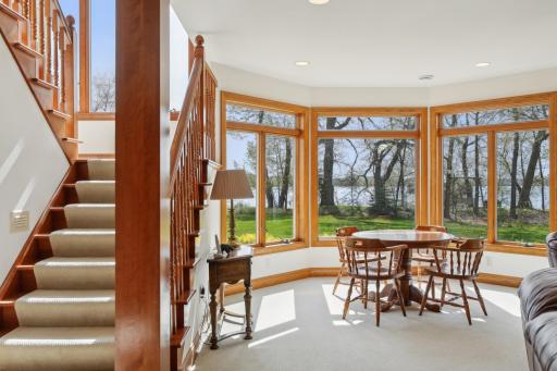 5942 Hobe Lane, White Bear Lake, MN 55110