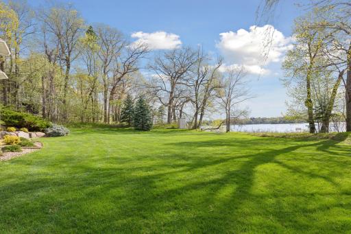 5942 Hobe Lane, White Bear Lake, MN 55110