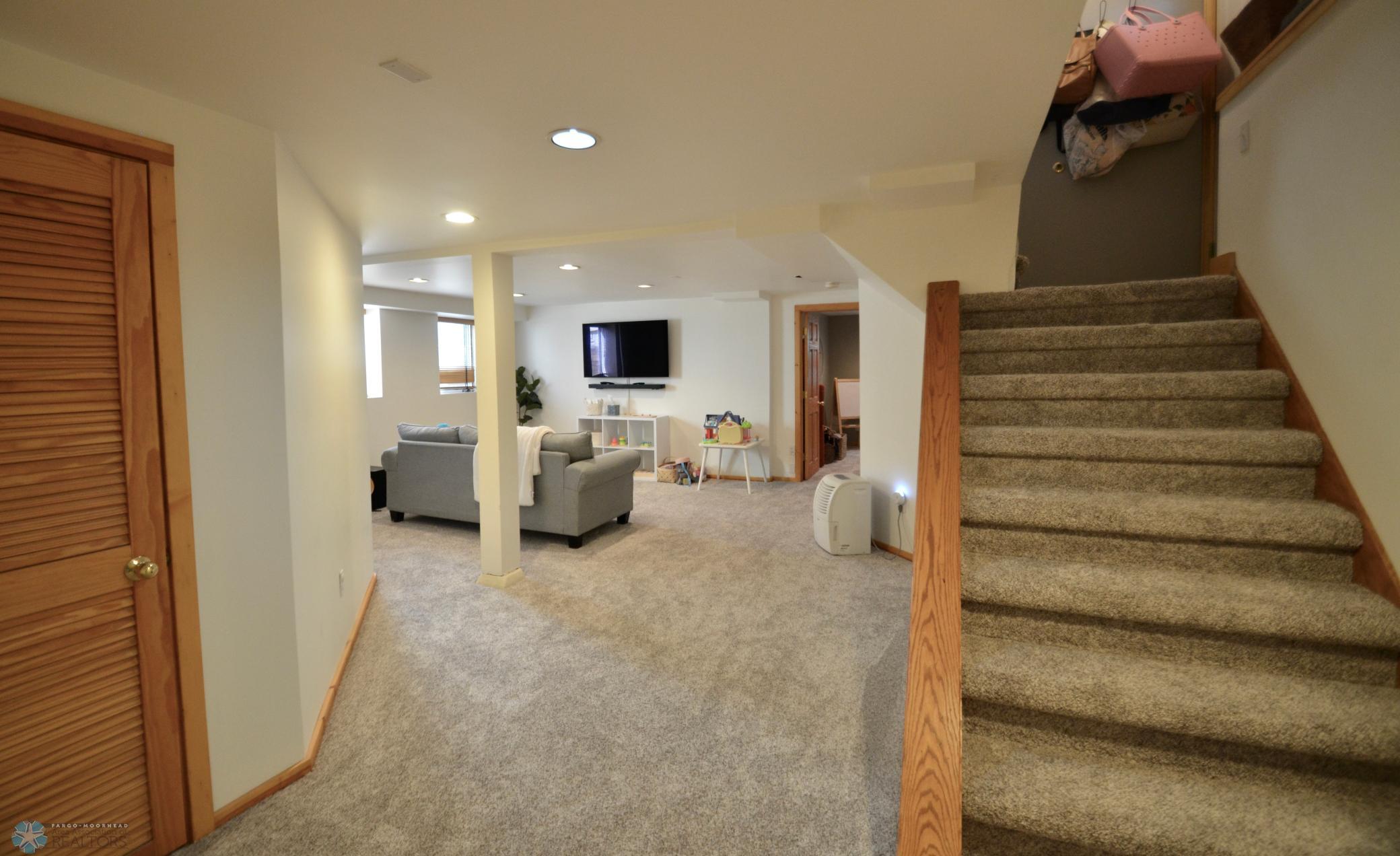 Family room.JPG