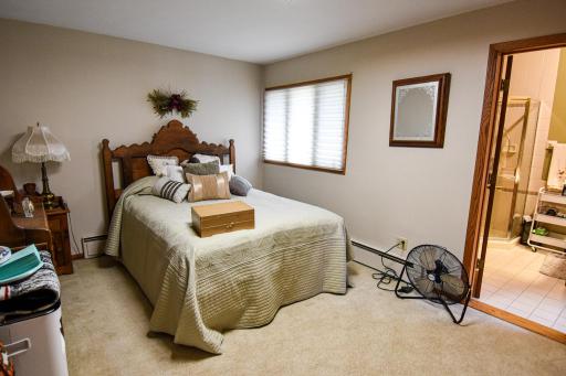1014 Oakland Park Road, Thief River Falls, MN 56701
