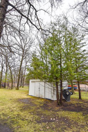 1014 Oakland Park Road, Thief River Falls, MN 56701