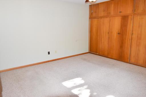 1014 Oakland Park Road, Thief River Falls, MN 56701