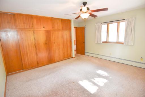1014 Oakland Park Road, Thief River Falls, MN 56701