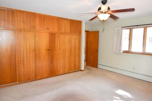 1014 Oakland Park Road, Thief River Falls, MN 56701