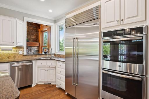 800 Navajo Road W, Medina, MN 55340