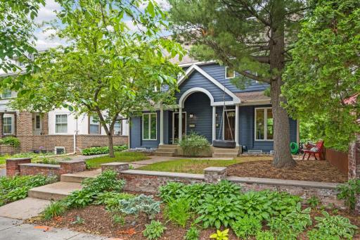 Professional landscaped front and back. Featuring rain gardens, copper edging & gorgeous reliable perennials.