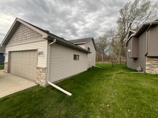 4388 35th Street NW, Rochester, MN 55901