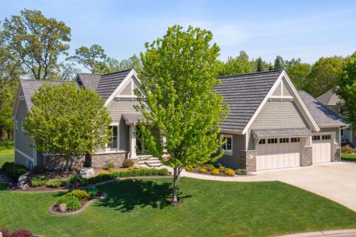 12 Creekside Lane, North Oaks, MN 55126