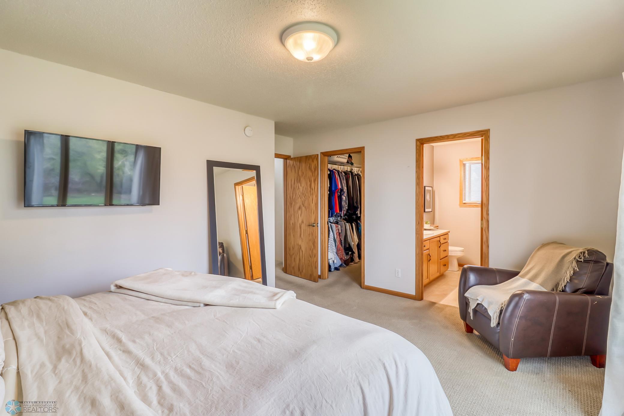 Primary Bedroom1_2.jpg