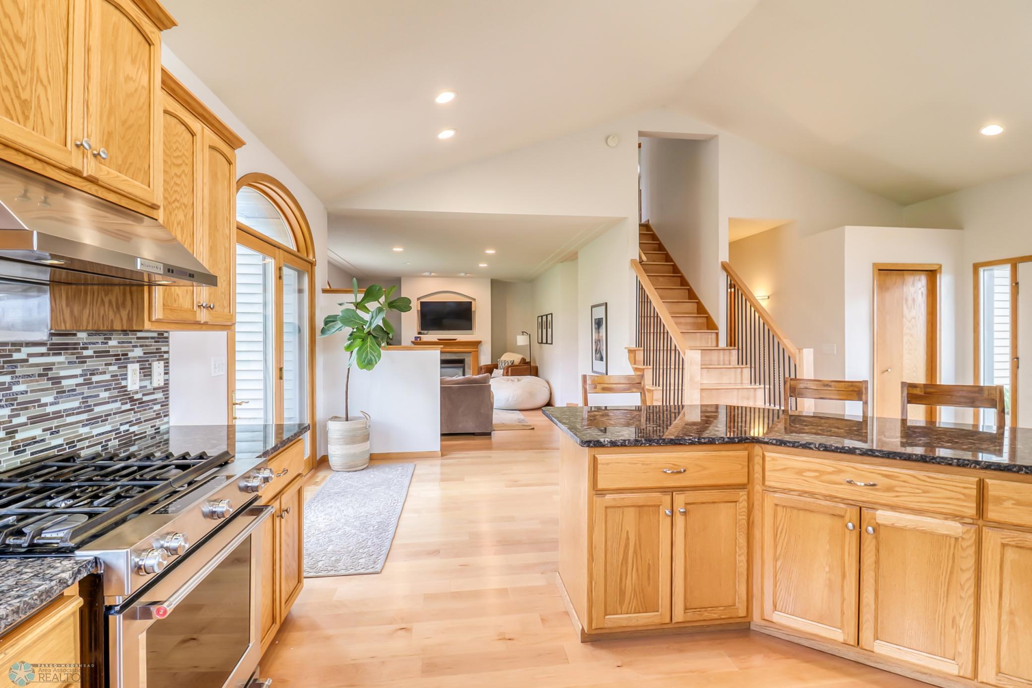 Kitchen1_4.jpg