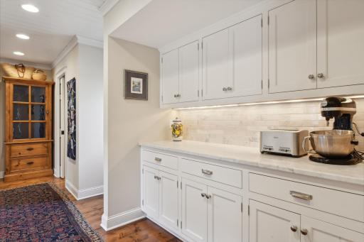 20335 Summerville Road, Excelsior, MN 55331