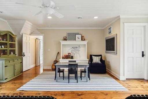 20335 Summerville Road, Excelsior, MN 55331