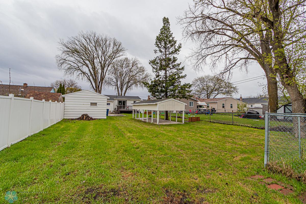413 18th St N, Moorhead, MN-19.jpg