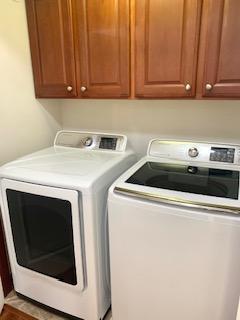 Main floor laundry with new Samsung washer and dryer.