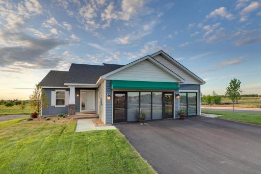 Bryant II-B Northern Craftsman at Ravine Crossing in Cottage Grove. Photo is of Model home. Options and colors may vary. Ask Sales Agent for details.