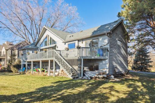 2474 Carman St, Wayzata, MN 55391