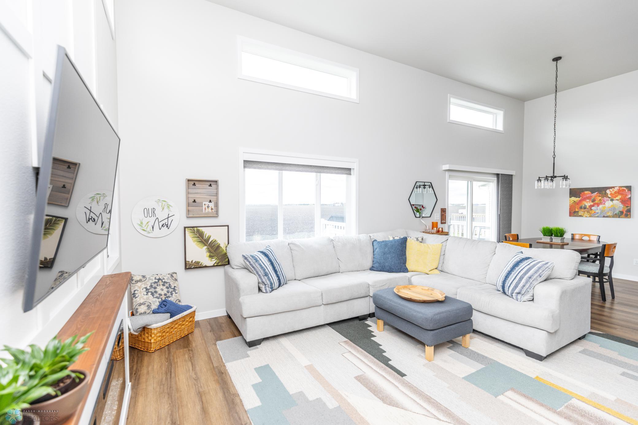 Transom windows bring in lots of light!