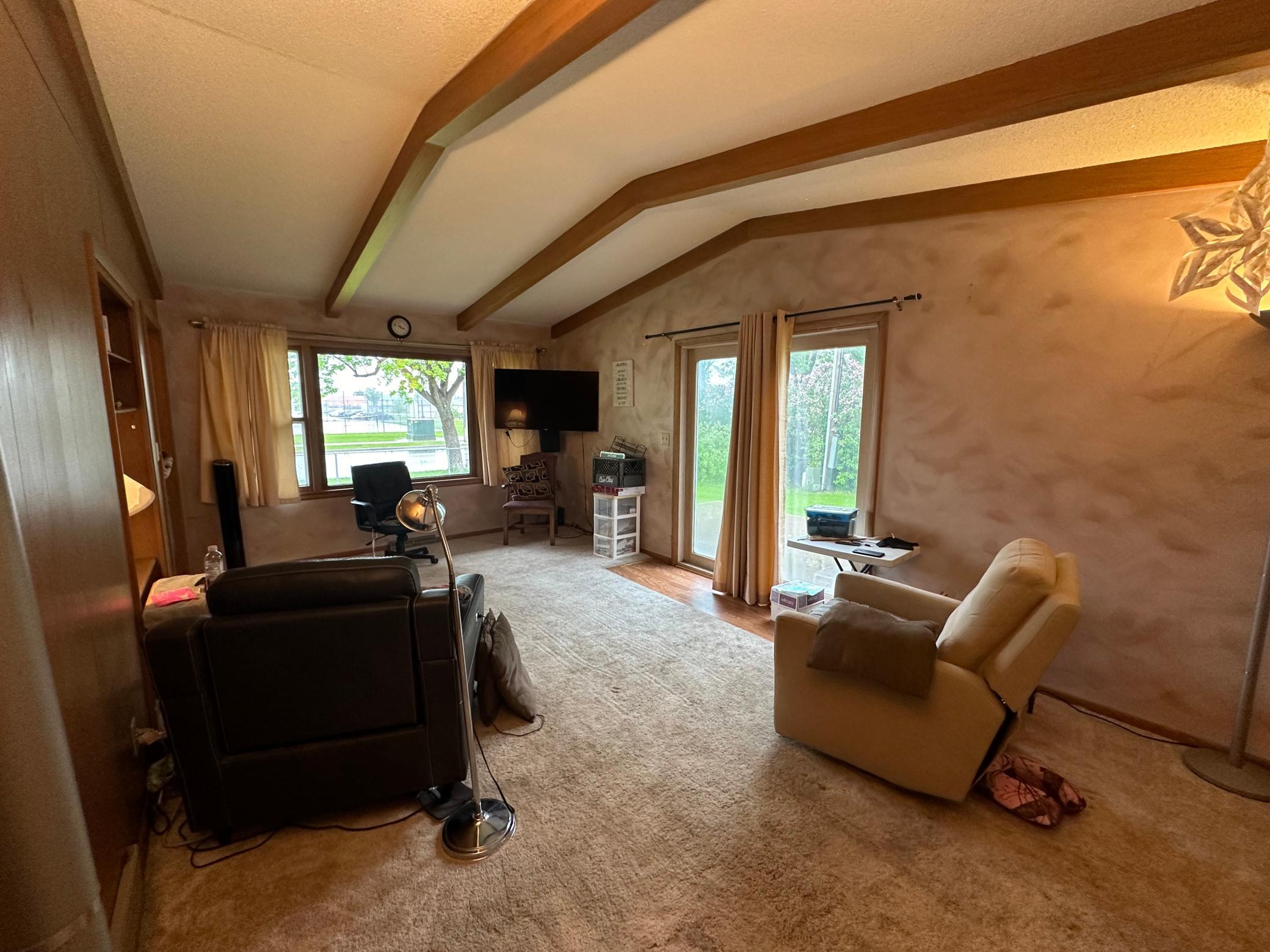 Living Room .jpg