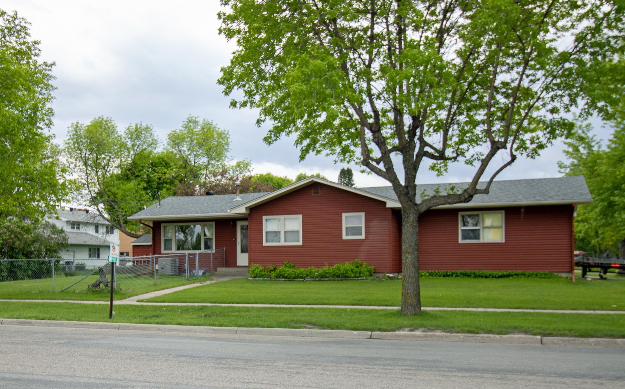 Exterior .jpg