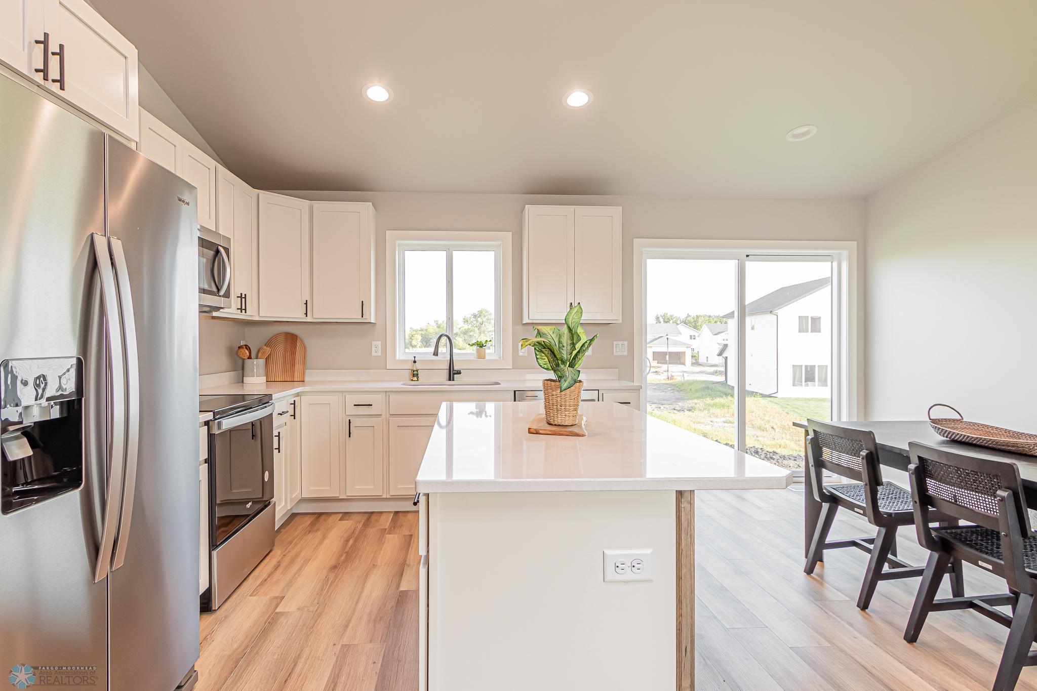 1158 Jill Drive W, West Fargo, ND 58078-11.jpg