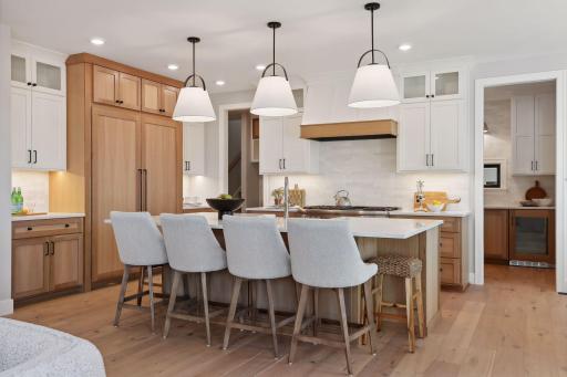 4500 Dunham Drive, Edina, MN 55435