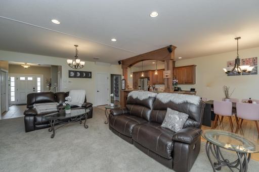 671 Panorama Circle NW, Rochester, MN 55901