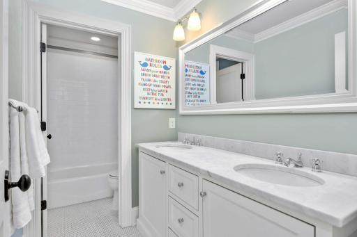 3820 Upton Avenue S, Minneapolis, MN 55410