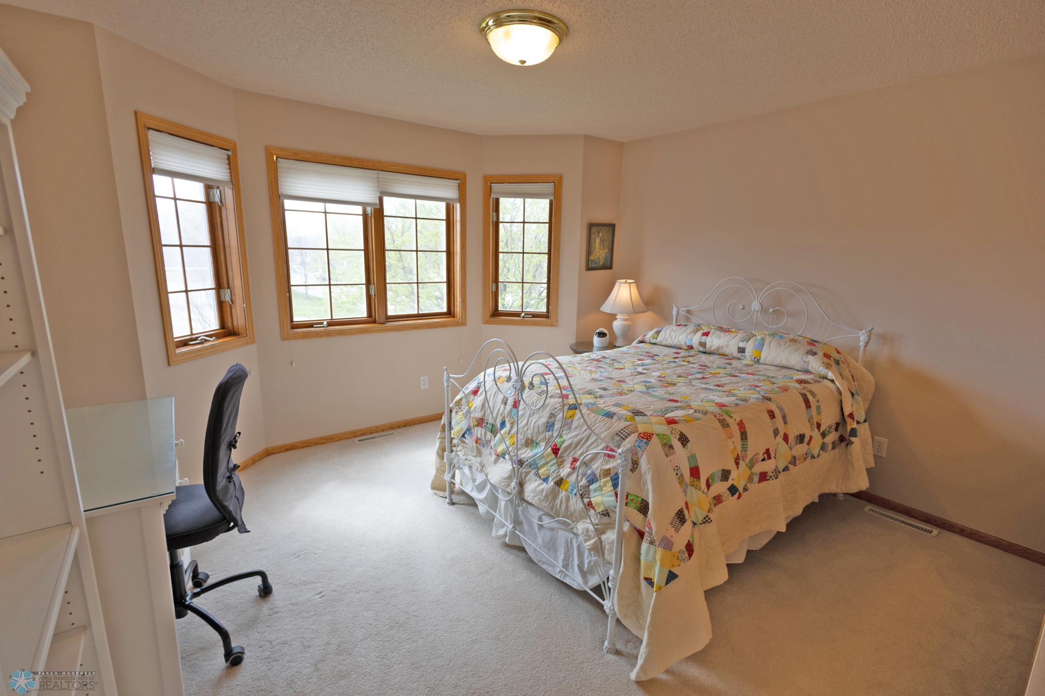 bdrm2.jpg