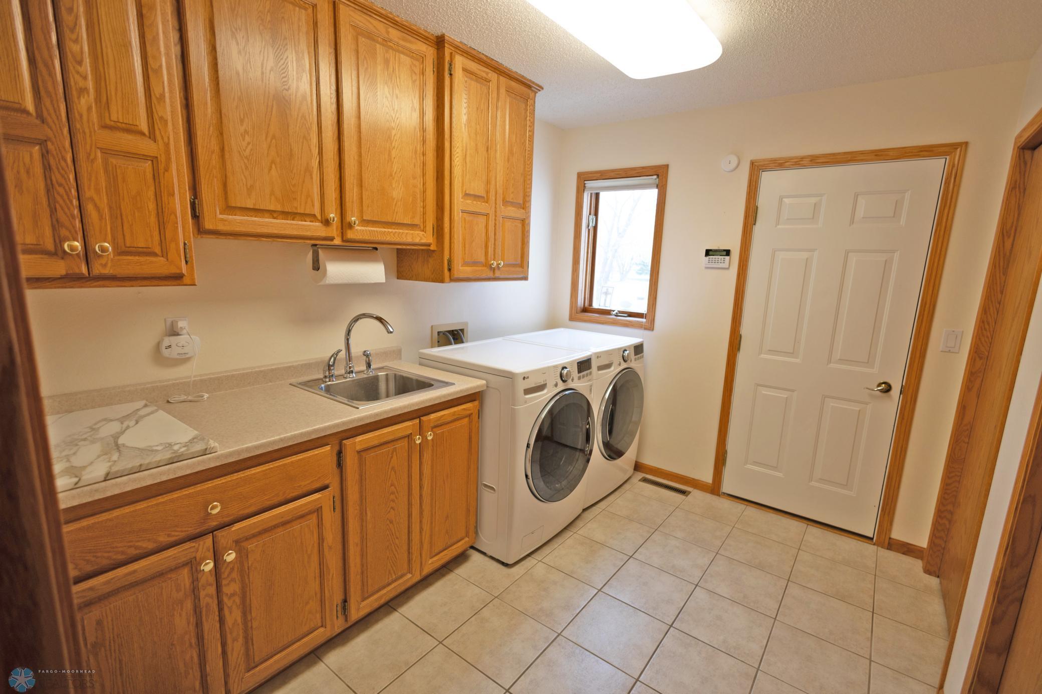 laundry room.jpg