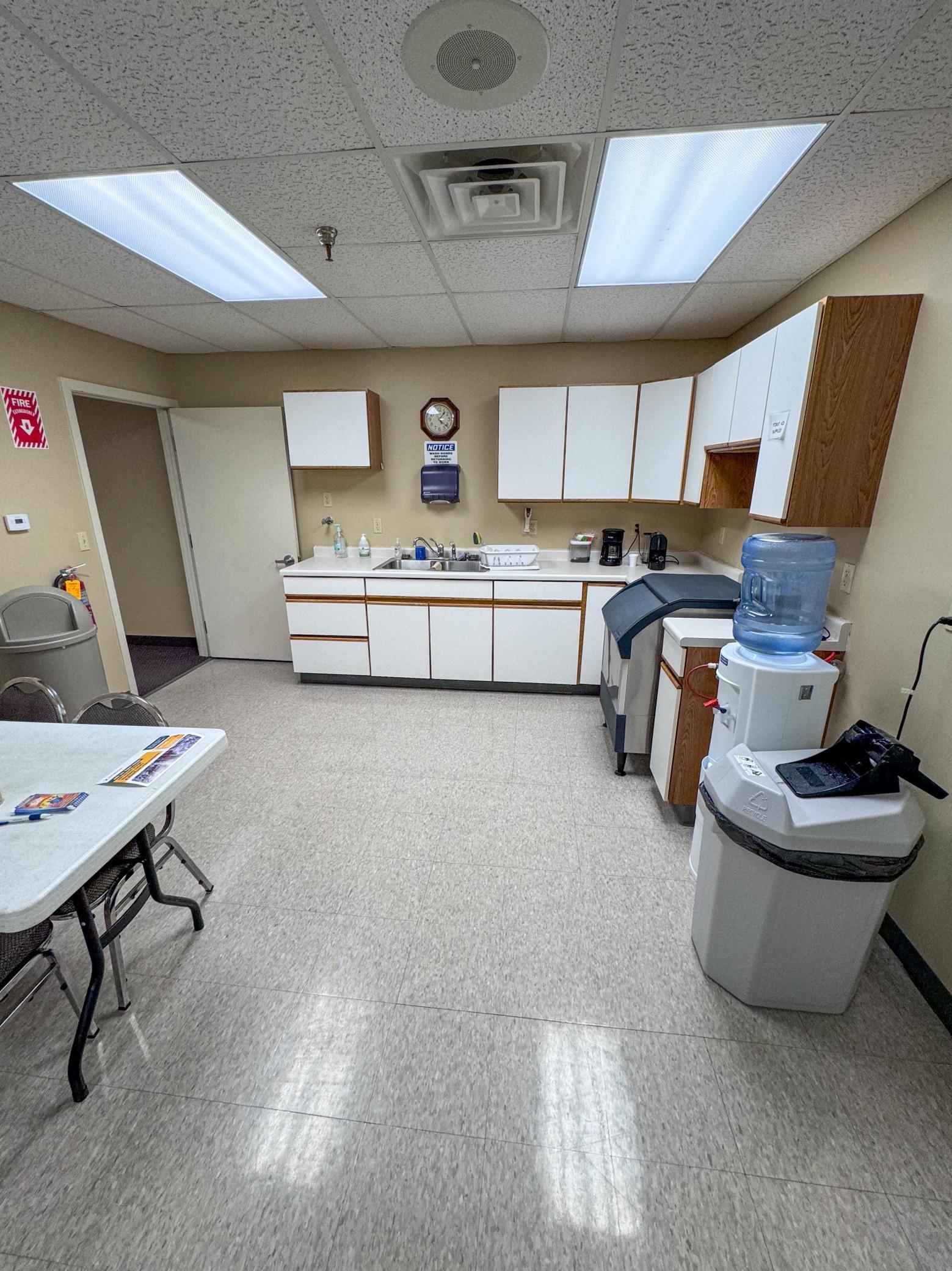 Property Photos-100.jpg