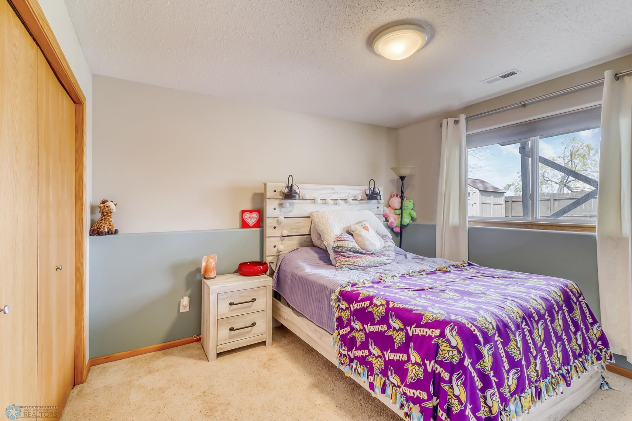 Basement Bedroom2_1.jpg