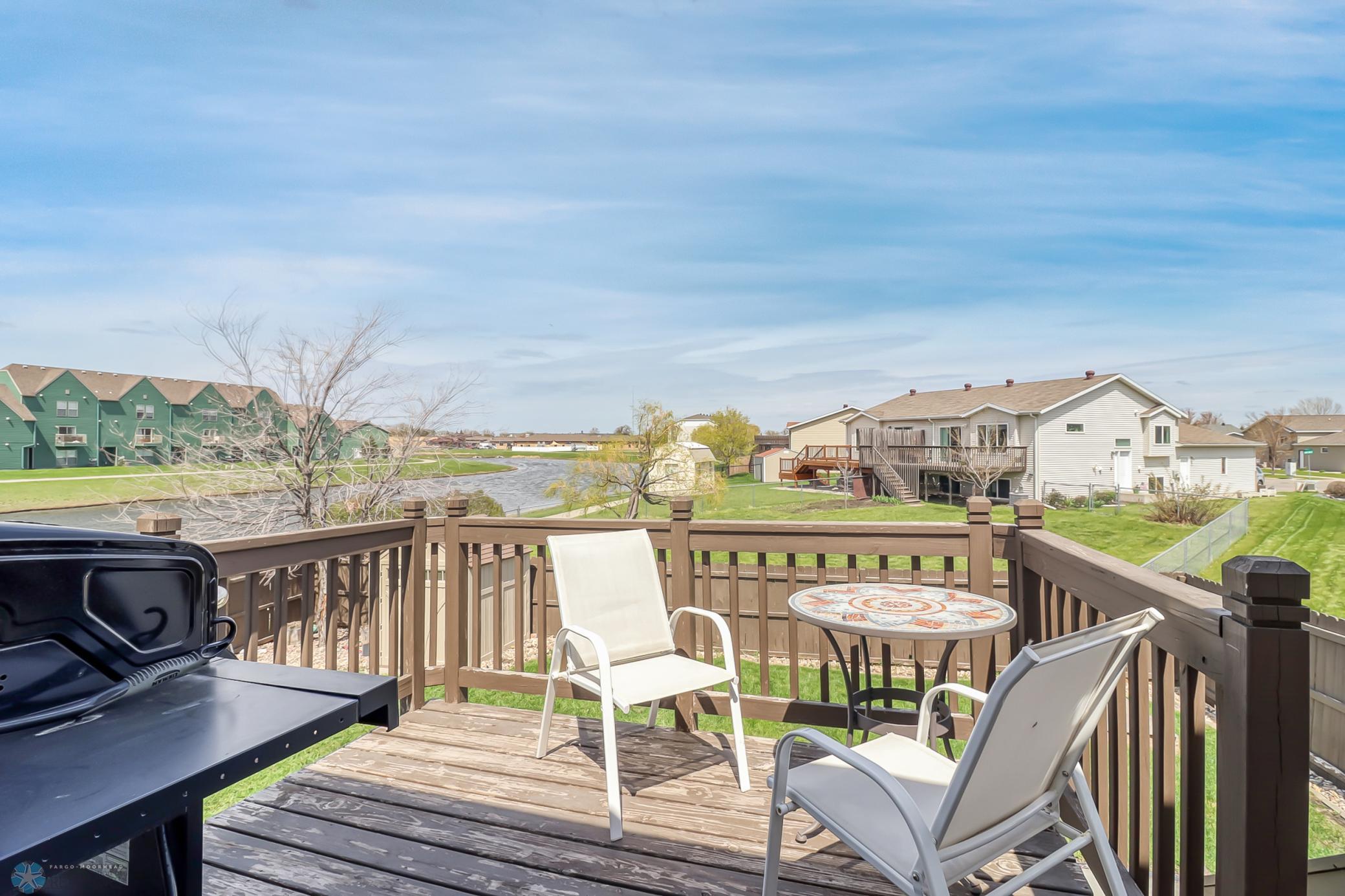 Backyard_Deck1_1.jpg