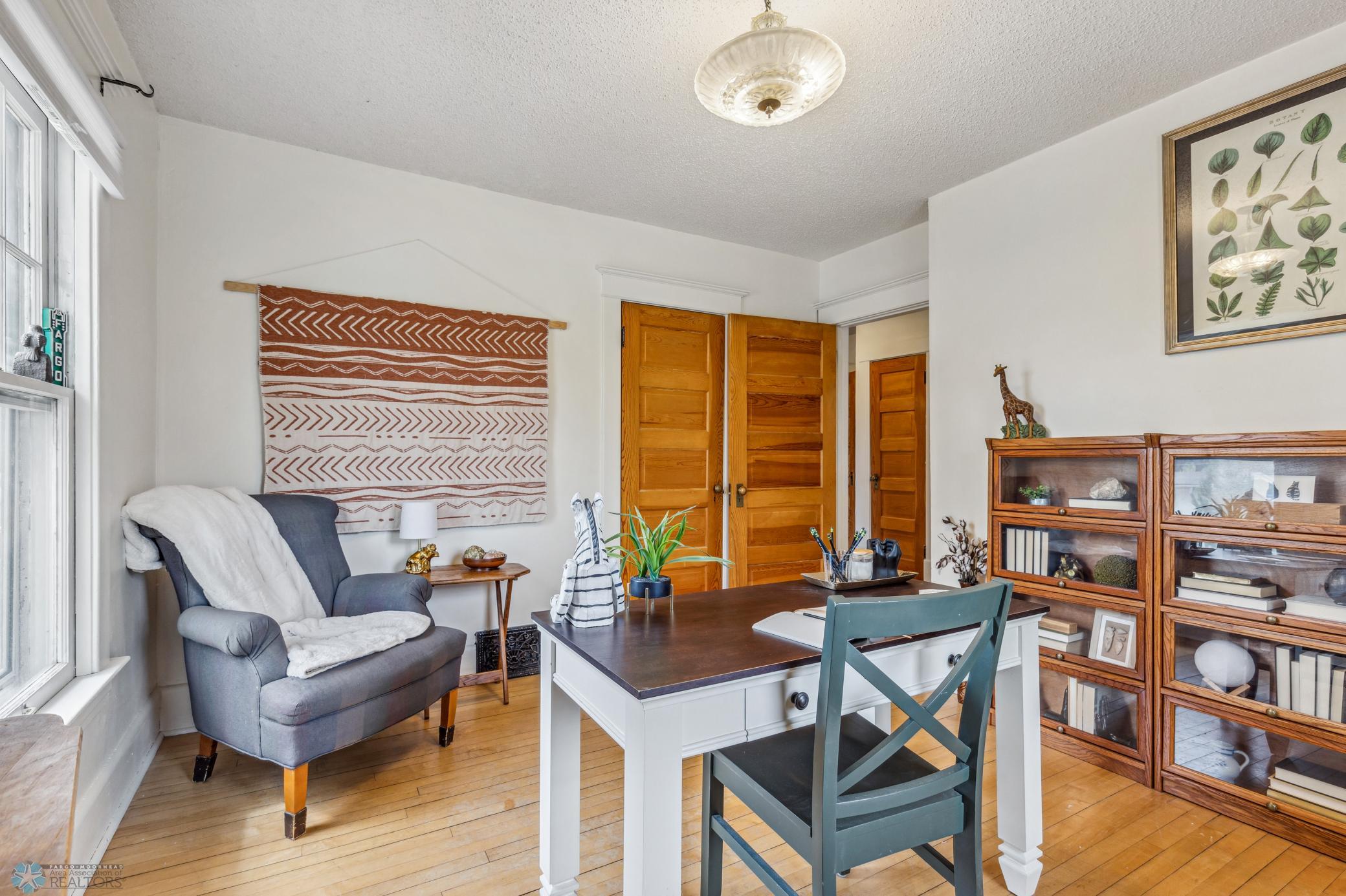 Bedroom/Office