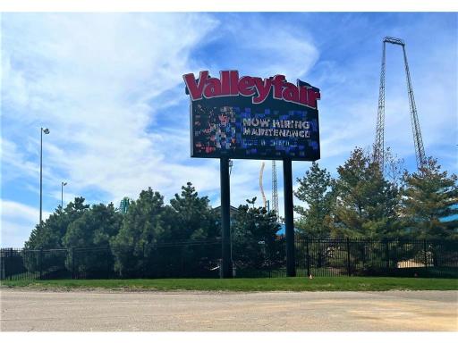 You are additionally within minutes of Minnesota's largest amusement park, Valley Fair!