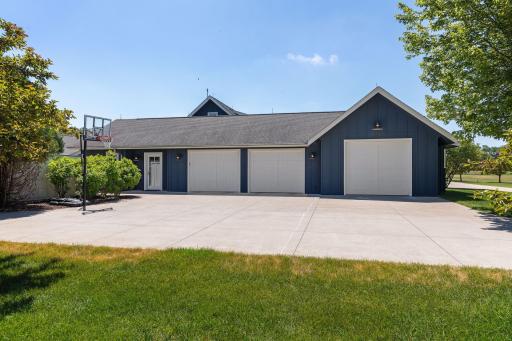 18377 Loyola Street NE, Forest Lake, MN 55025