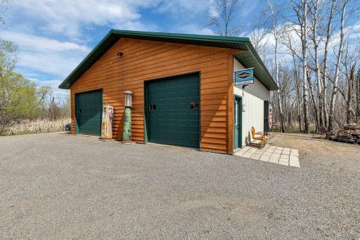 Heated/Insulated 32x40 Additional Shed/Shop! Inside is all tinned out and perfect for those lake toys, cars, or whatever your needs are!