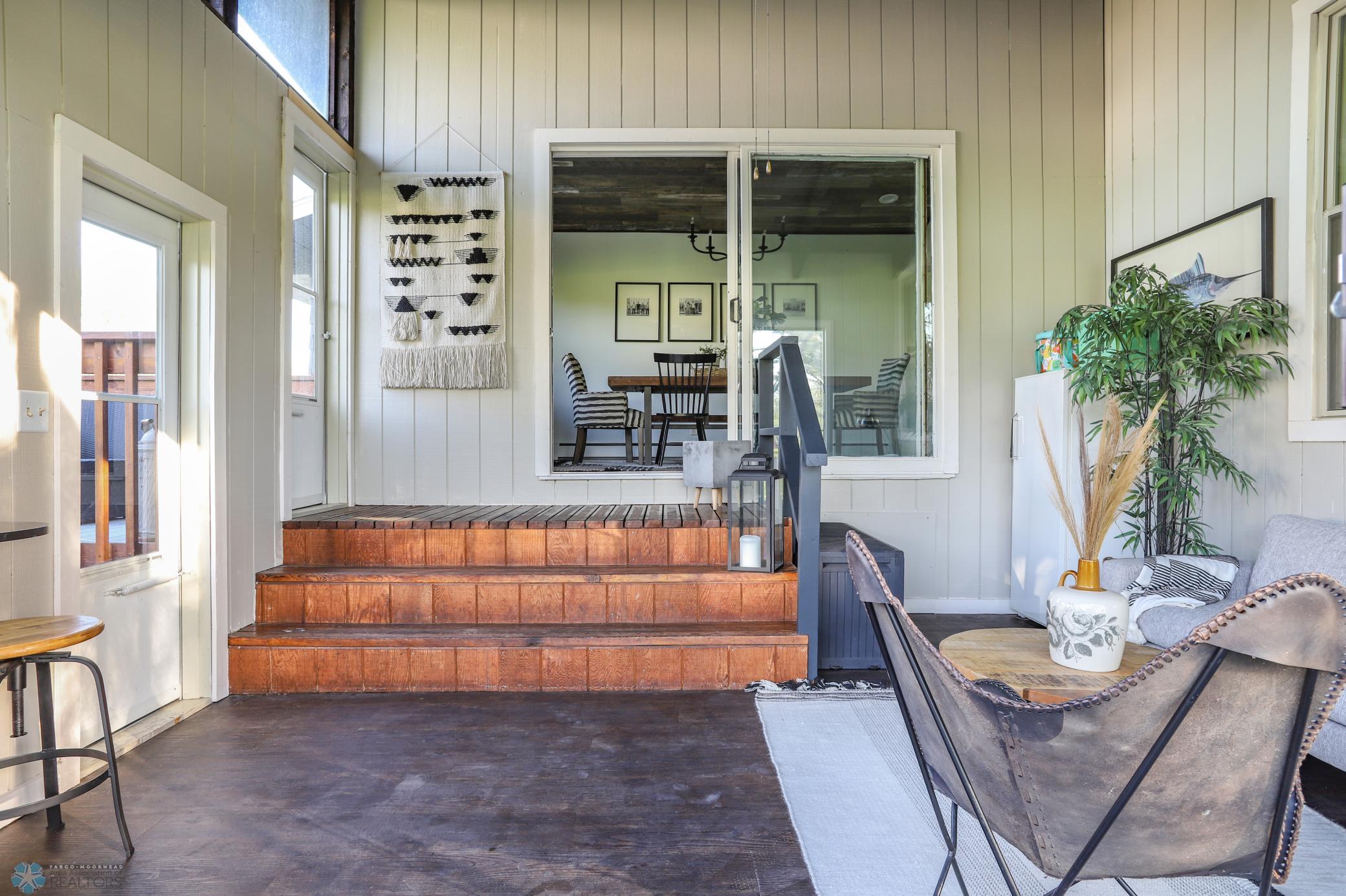 3 Season Porch with Heath