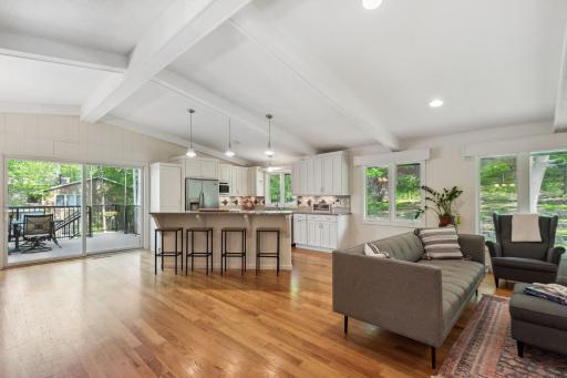 Photo for 4174 Hillcrest Road, Wayzata, MN 55391 - listing #6531420 4174 Hillcrest Road, Wayzata, MN 55391