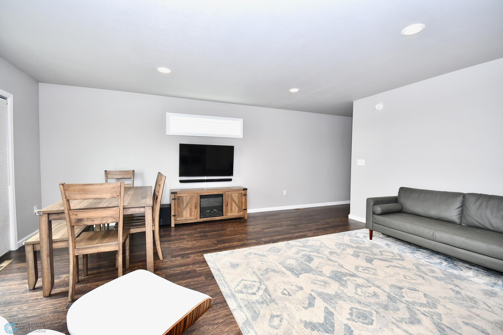 Dining Room/Living Room