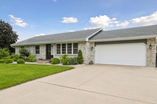 2601 32nd Avenue NE, Saint Anthony, MN 55418
