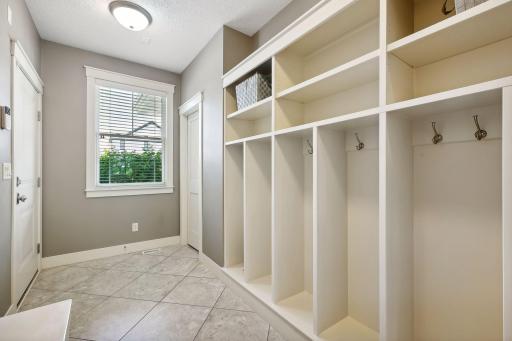 5287 Scenic View Drive SW, Rochester, MN 55902